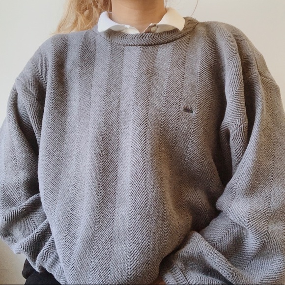Sweaters - gray knit sweater ✰